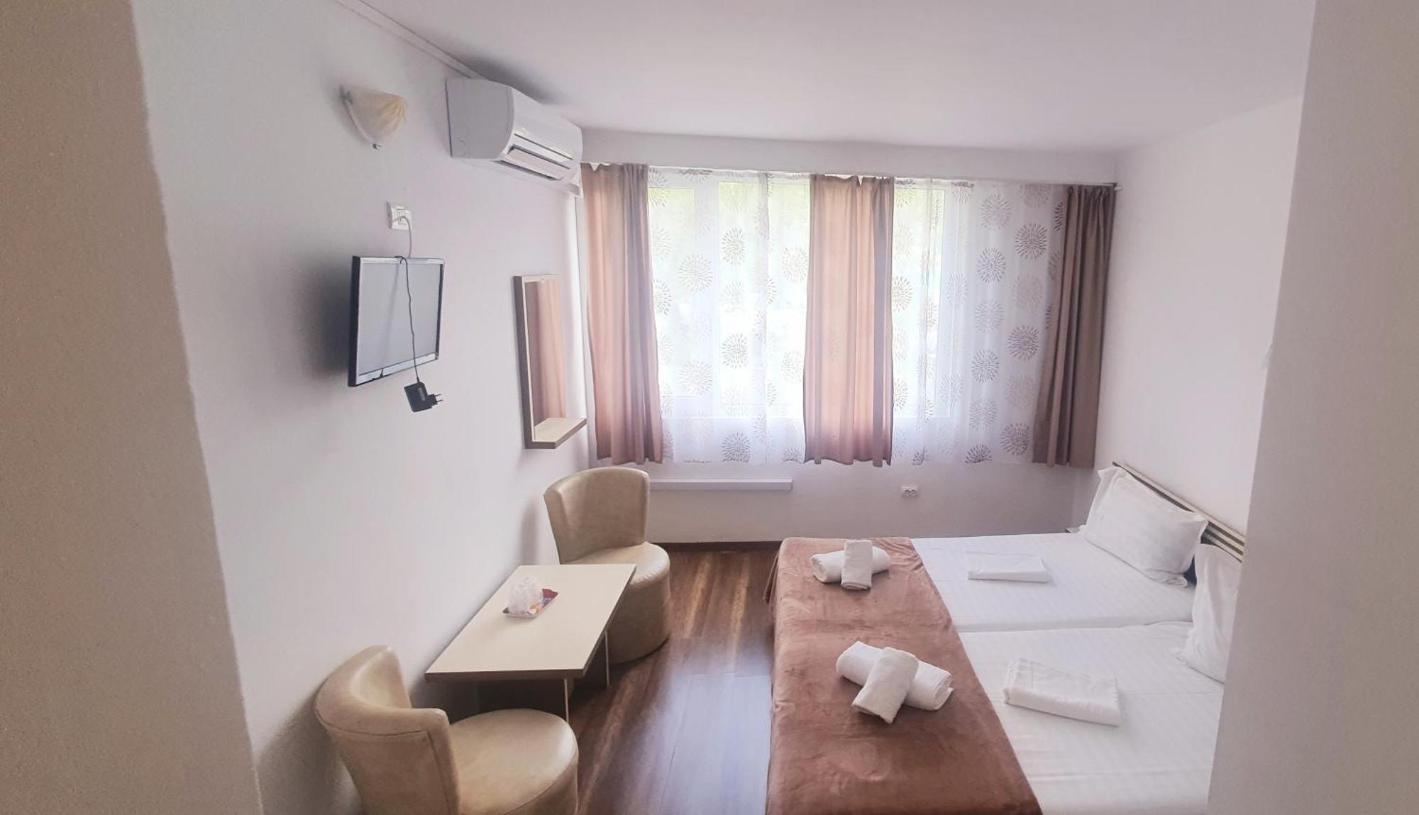 Pescarus Hotel 2*